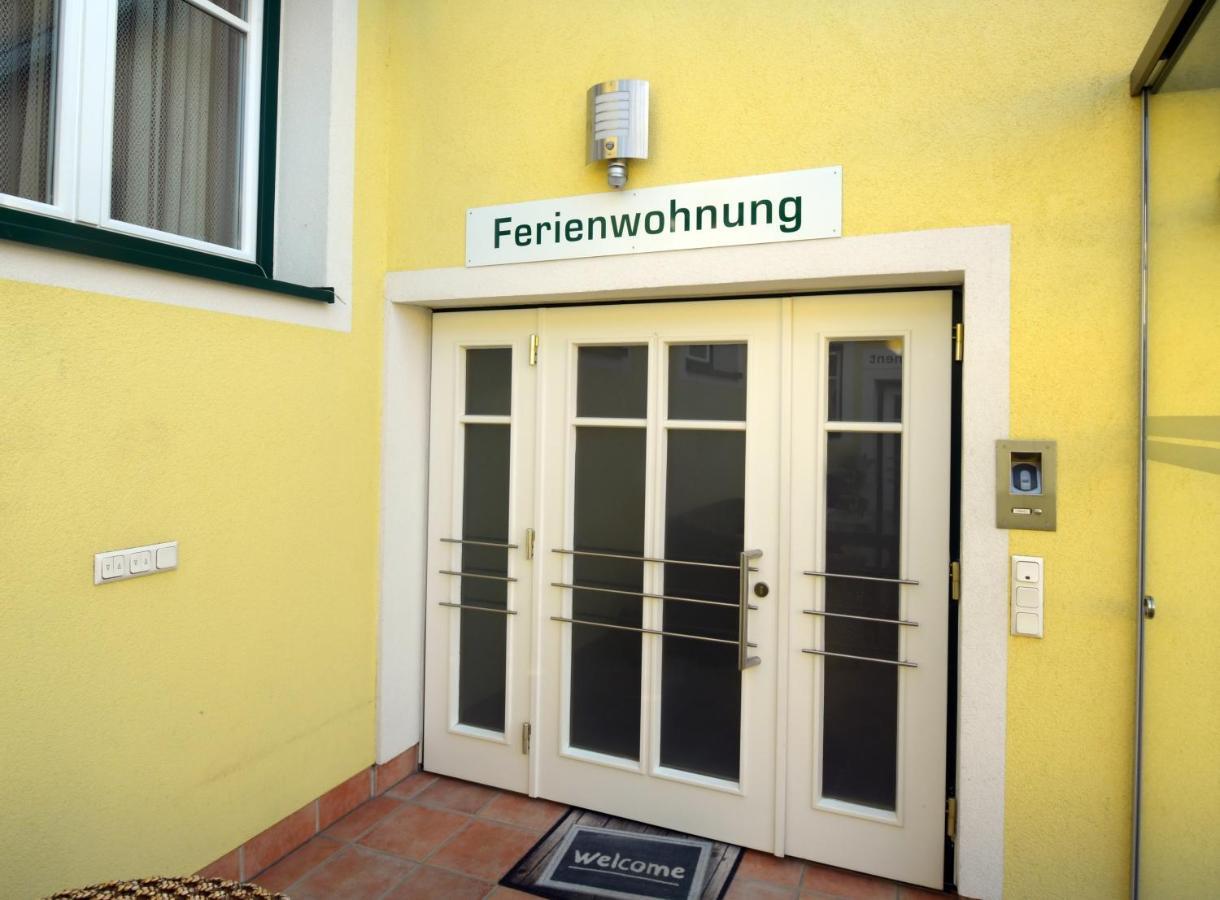 Ferienappartement Regina Schrems  Екстериор снимка